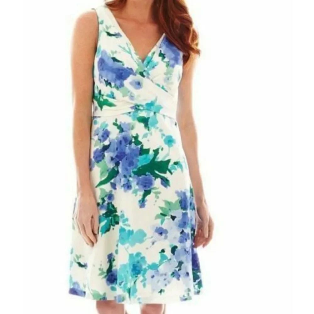 Liz Claiborne Green and Blue Floral Dress. Summery. Garden Party